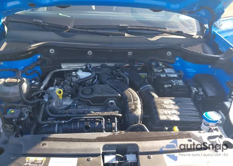 2025 Volkswagen Taos 1.5T Se из США, поврежденный, VIN 3VVVC7B28SM034130